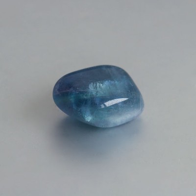 Blauwe fluoriet knuffelsteen 01