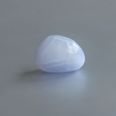 Blauwe Chalcedoon knuffelsteen 10